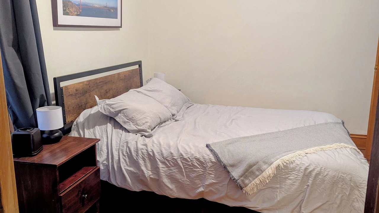 Photo of Bedroom in North Center
