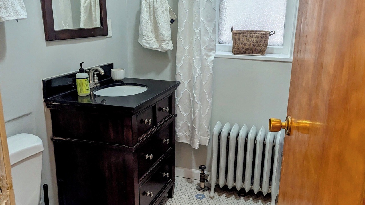Photo of Bathroom in North Center