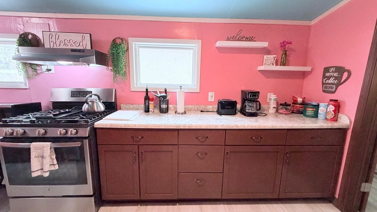 Photo of Kitchen in Capitol Park