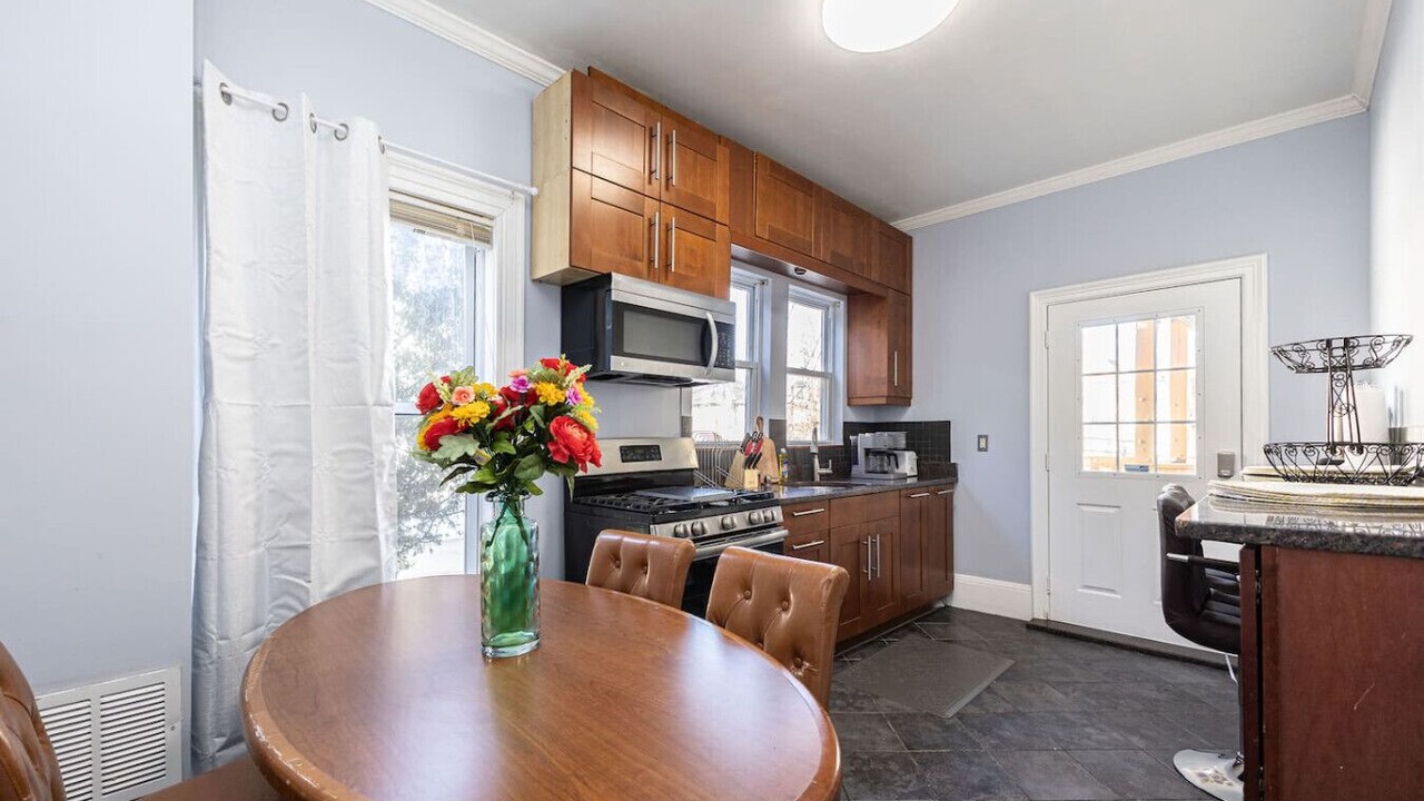 Photo of Others in Roxbury