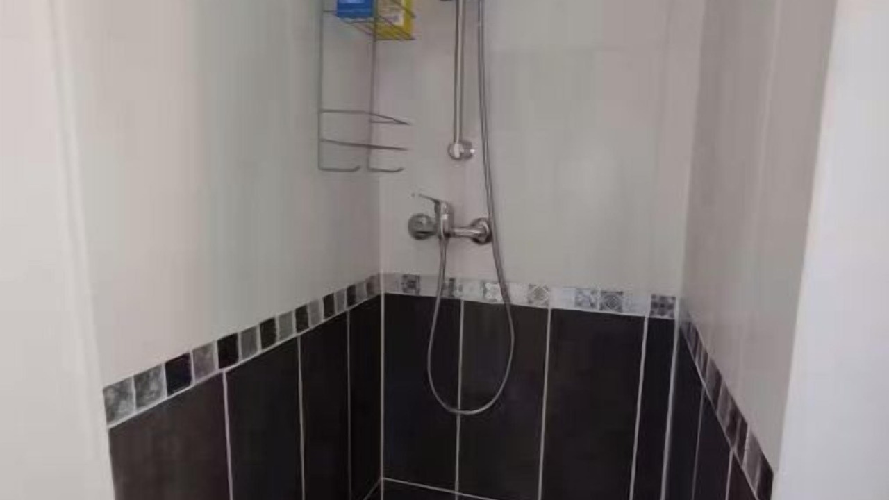 Photo of Bathroom in Drancy