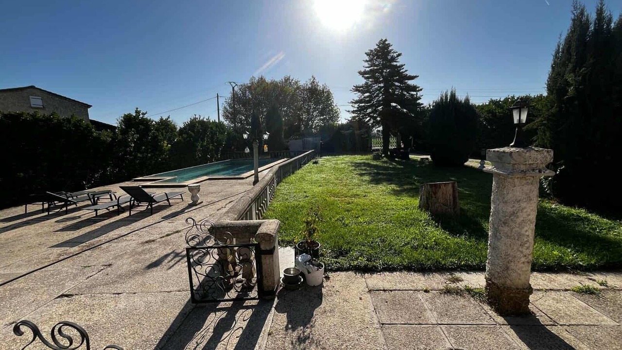 Photo of Outdoor in Monteux