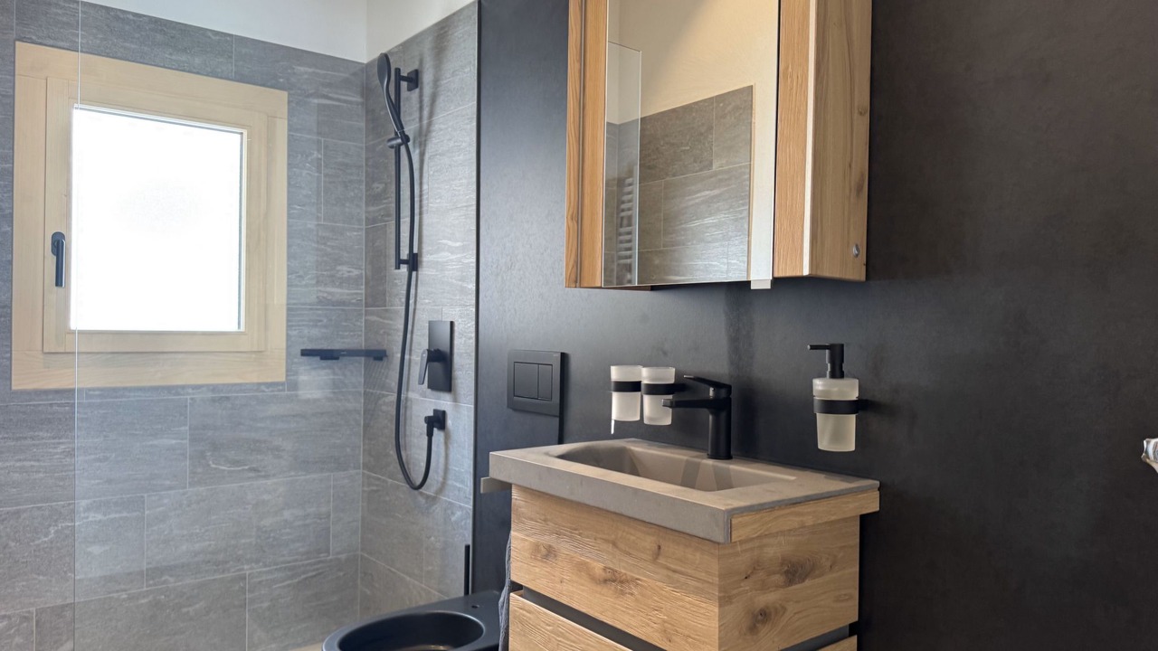 Photo of Bathroom in Falera