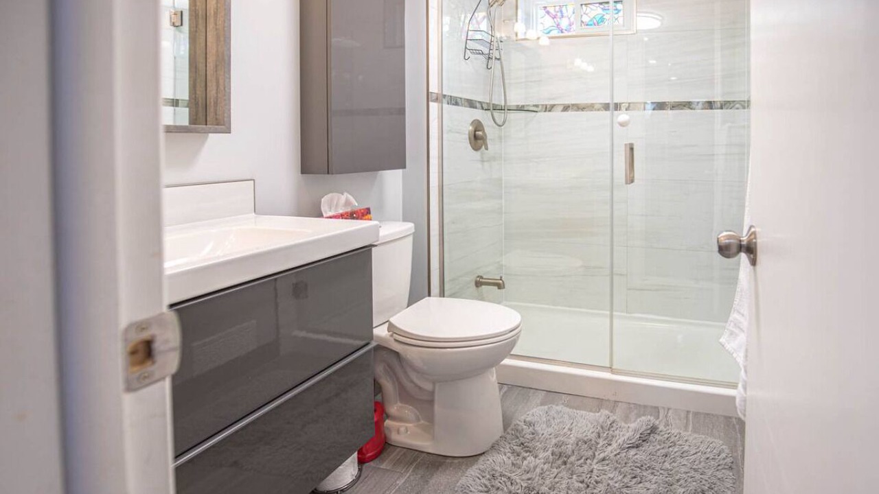 Photo of Bathroom in Urbandale