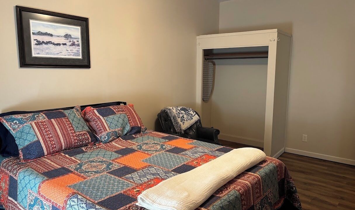 Photo of Bedroom in Hebron