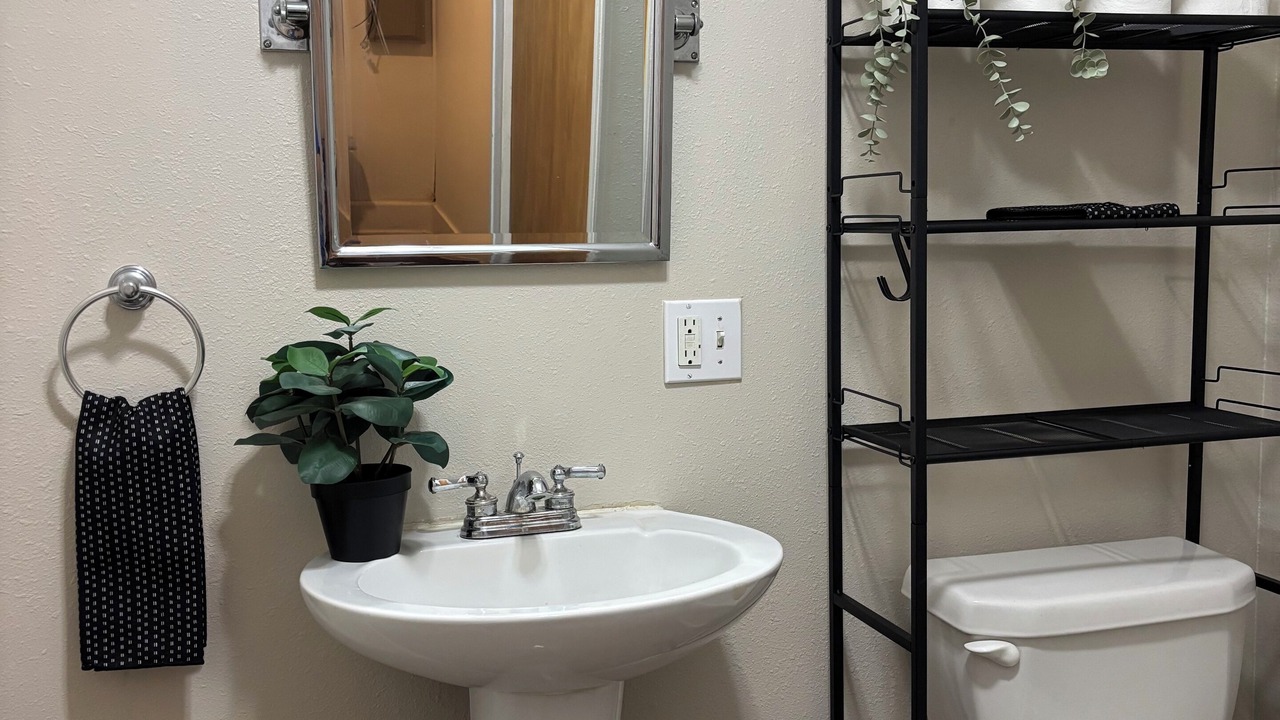 Photo of Bathroom in Hebron