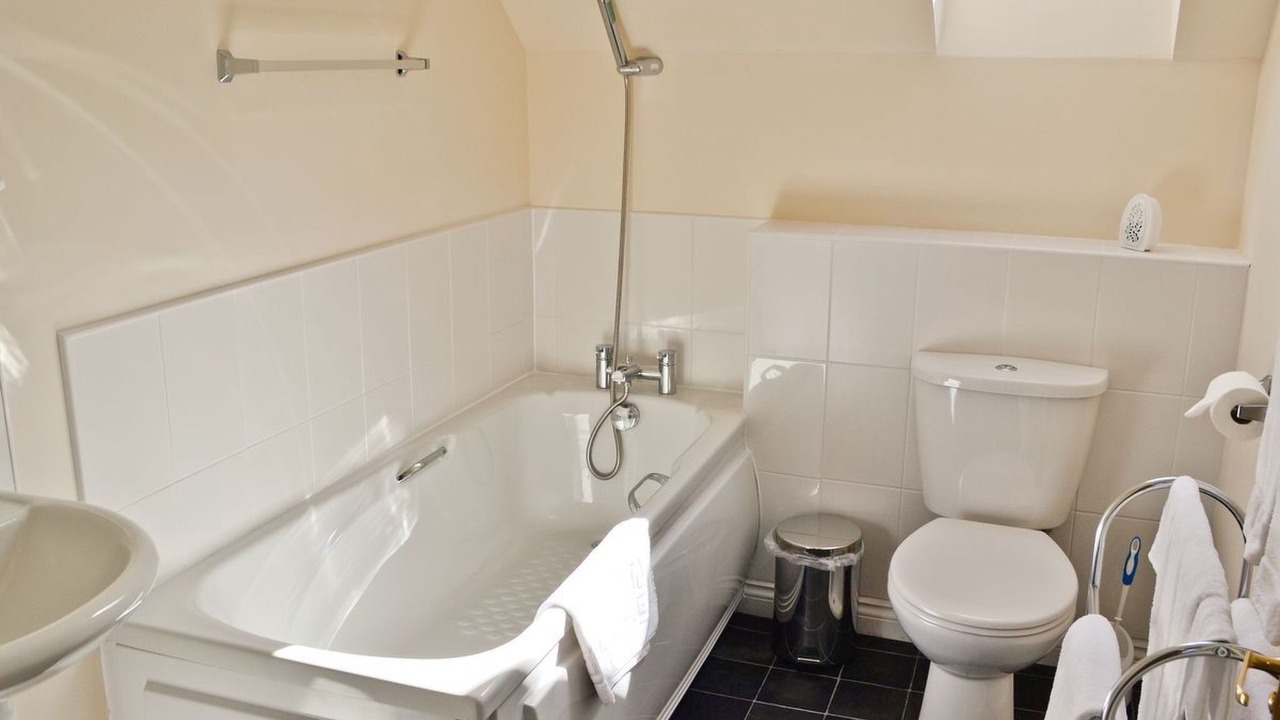 Photo of Bathroom in Biggar