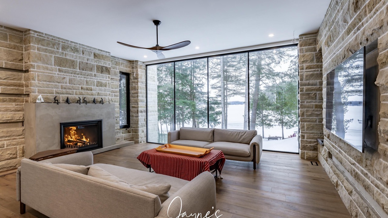 Photo of Livingroom in Seguin