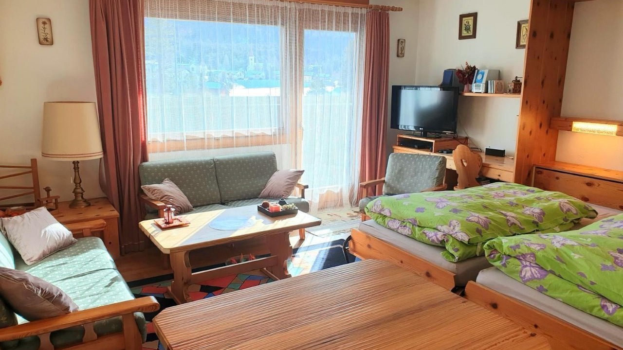 Photo of Livingroom in Maloja