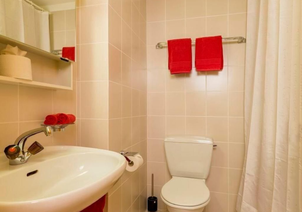 Photo of Bathroom in Maloja