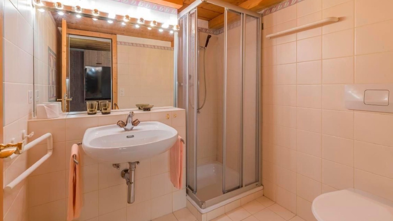 Photo of Bathroom in Maloja