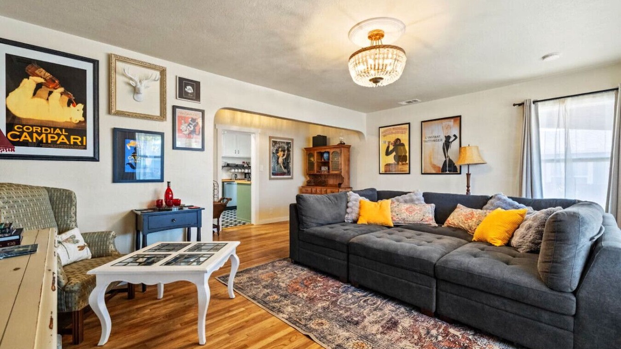 Photo of Livingroom in Murphys