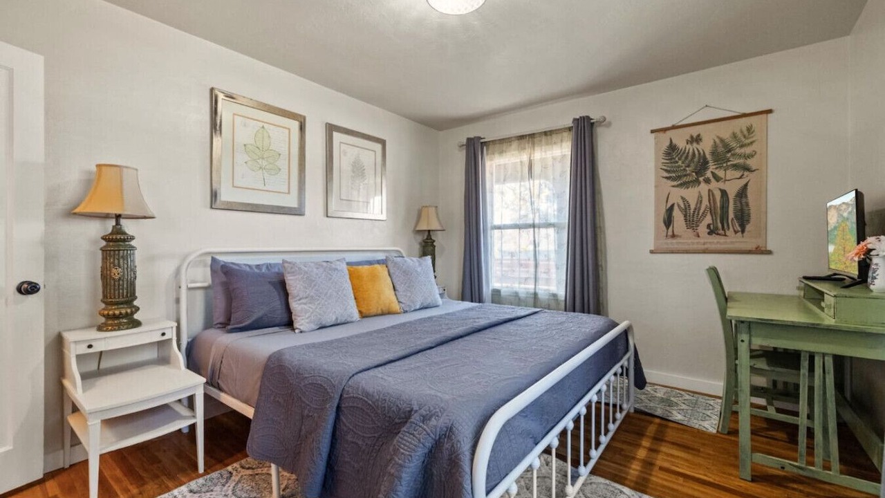Photo of Bedroom in Murphys
