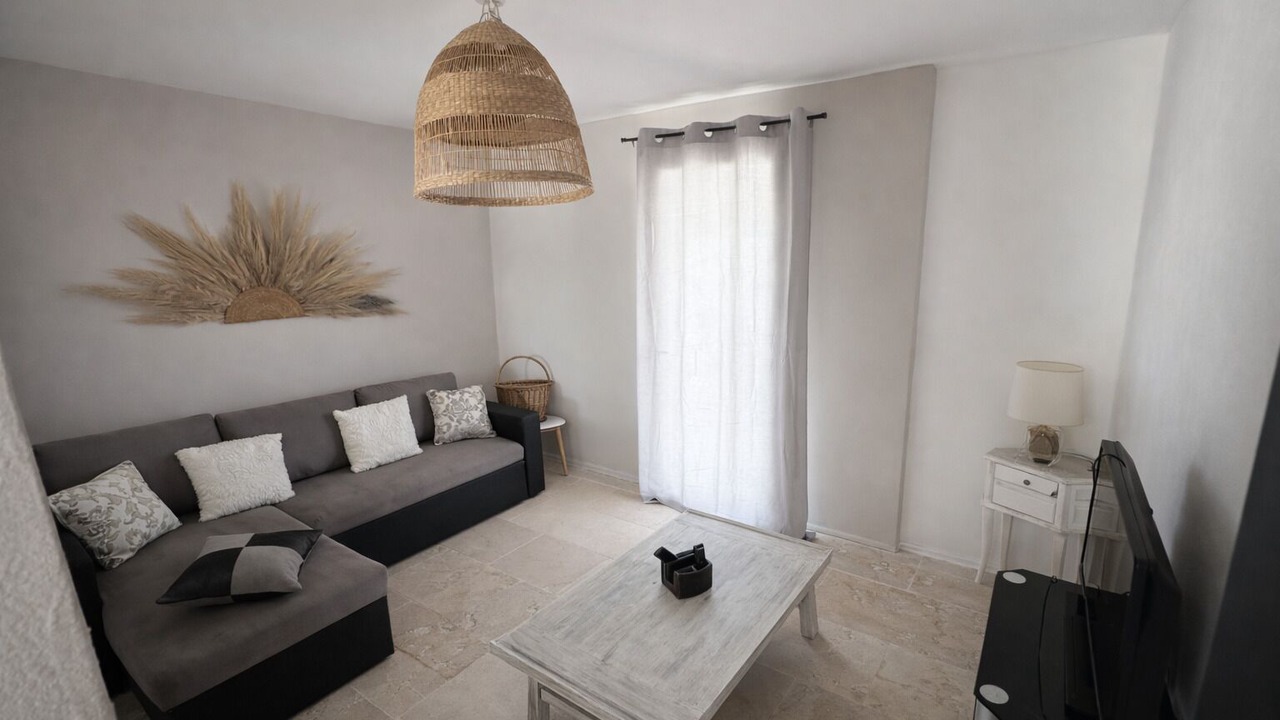 Photo of Livingroom in Chateaurenard