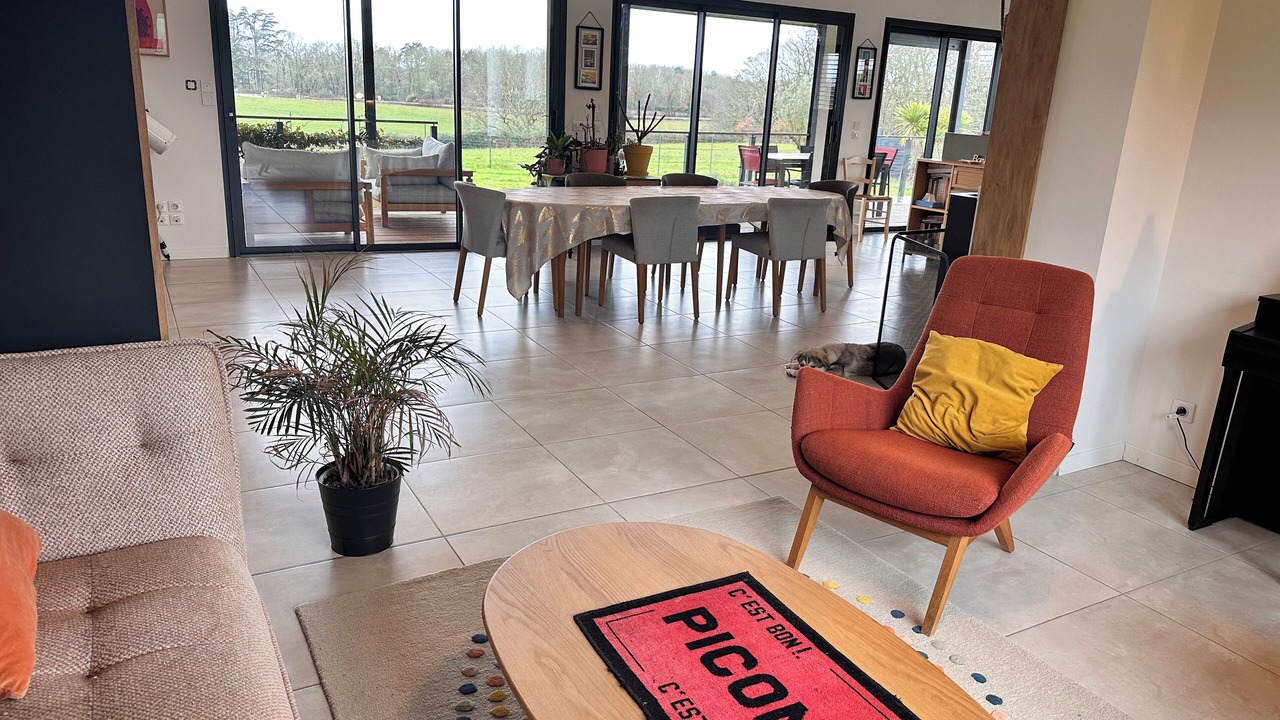 Photo of Livingroom in Saint-Caprais-de-Bordeaux