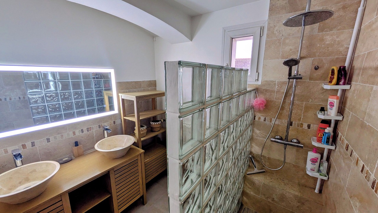 Photo of Bathroom in Augers-en-Brie
