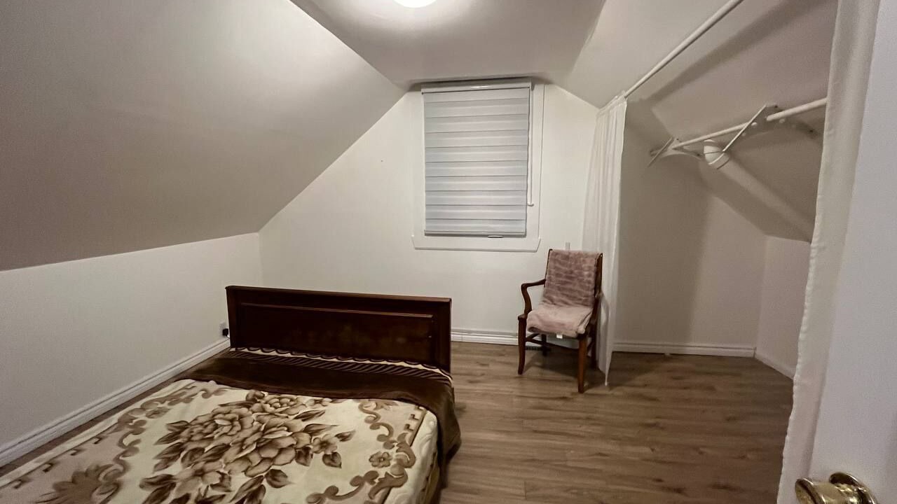 Photo of Bedroom in Pointe-aux-Trembles