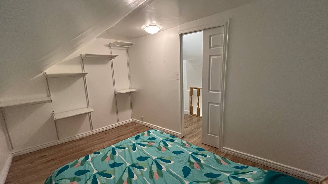 Photo of Bedroom in Pointe-aux-Trembles