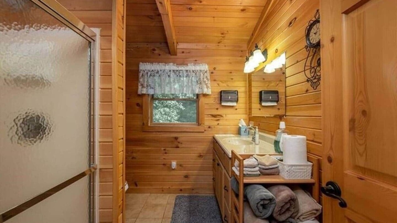Photo of Bathroom in Turkey City
