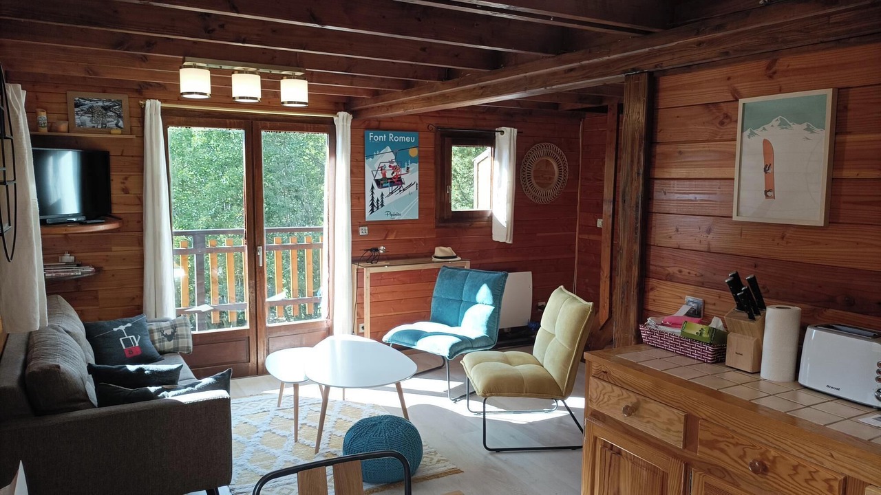 Photo of Livingroom in Eyne 2600
