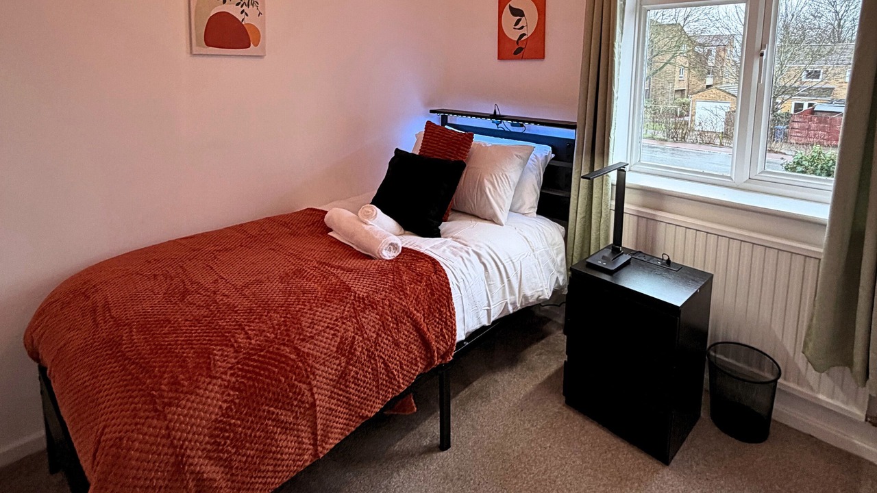 Photo of Bedroom in Arbury