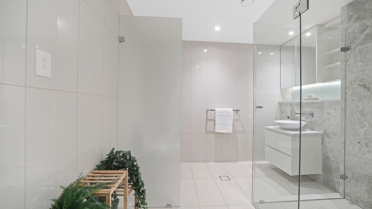 Photo of Bathroom in Wentworth Point