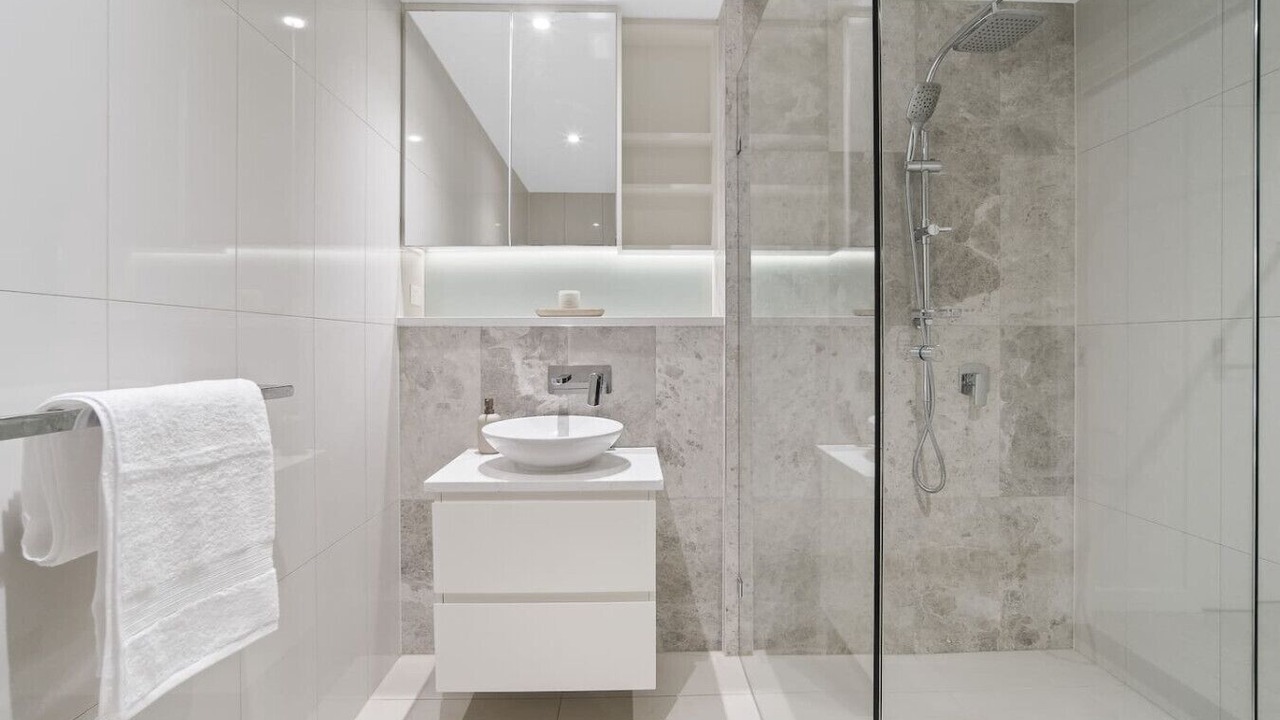 Photo of Bathroom in Wentworth Point