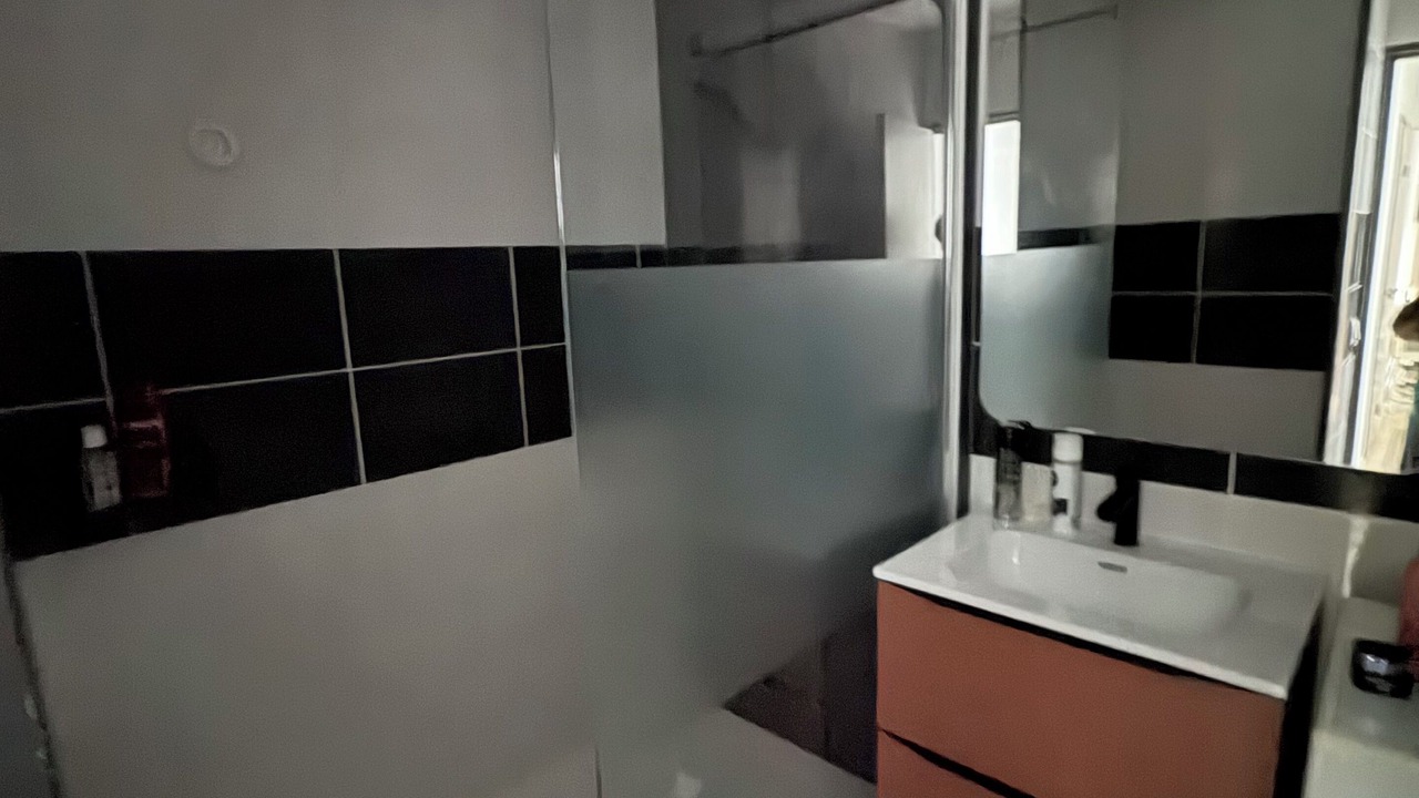 Photo of Bathroom in Lons-le-Saunier