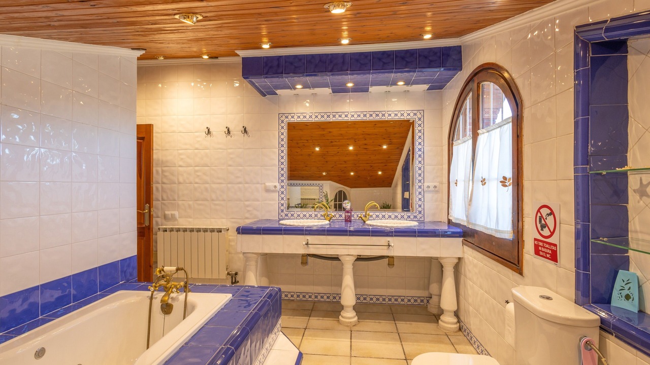Photo of Bathroom in Castellnou de Bages