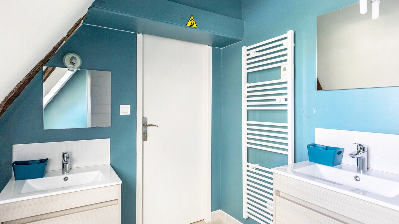 Photo of Bathroom in Esvres