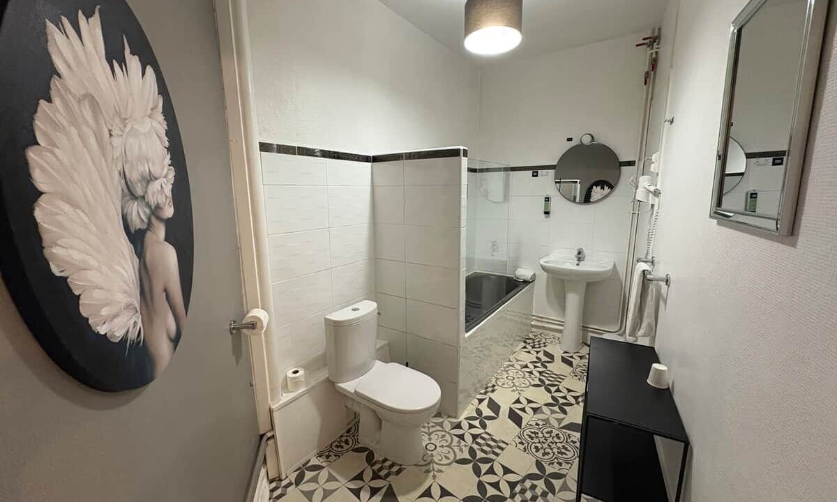 Photo of Bathroom in Paray-le-Monial