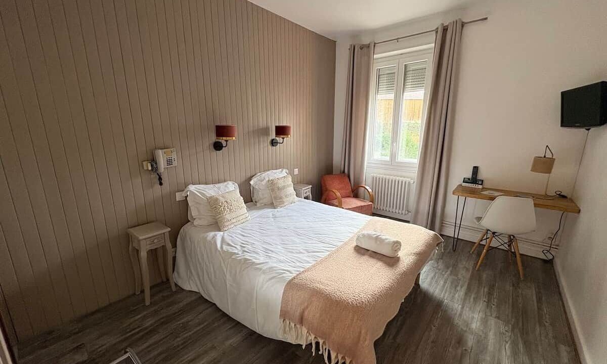 Photo of Bedroom in Paray-le-Monial