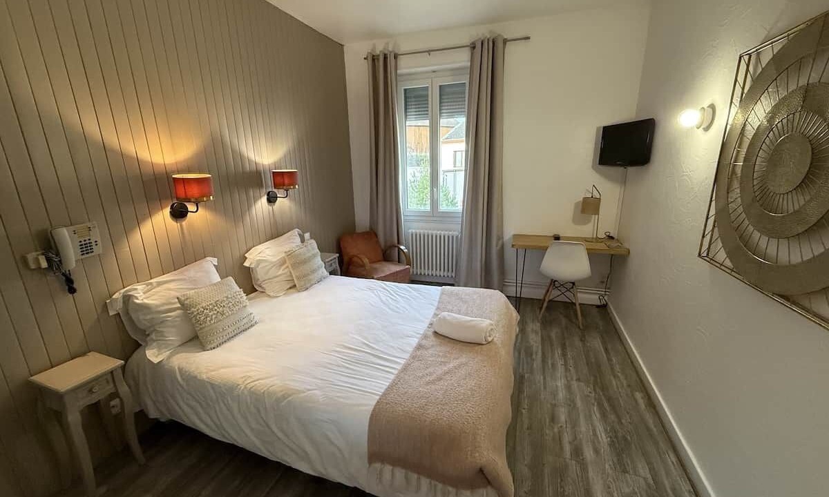 Photo of Bedroom in Paray-le-Monial