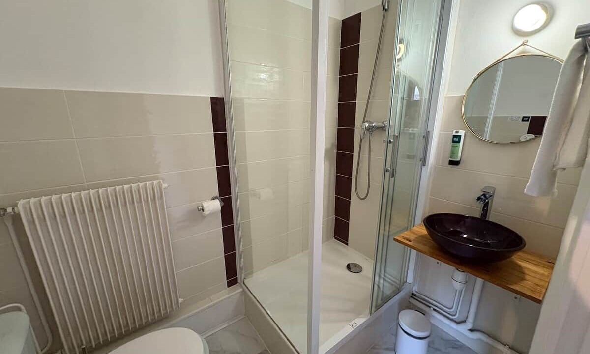 Photo of Bathroom in Paray-le-Monial