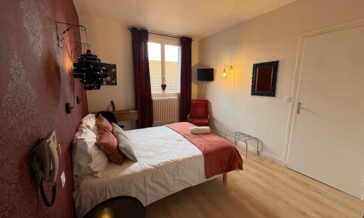 Photo of Bedroom in Paray-le-Monial