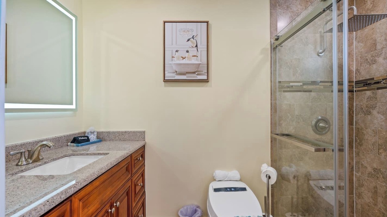 Photo of Bathroom in Tropic Palms