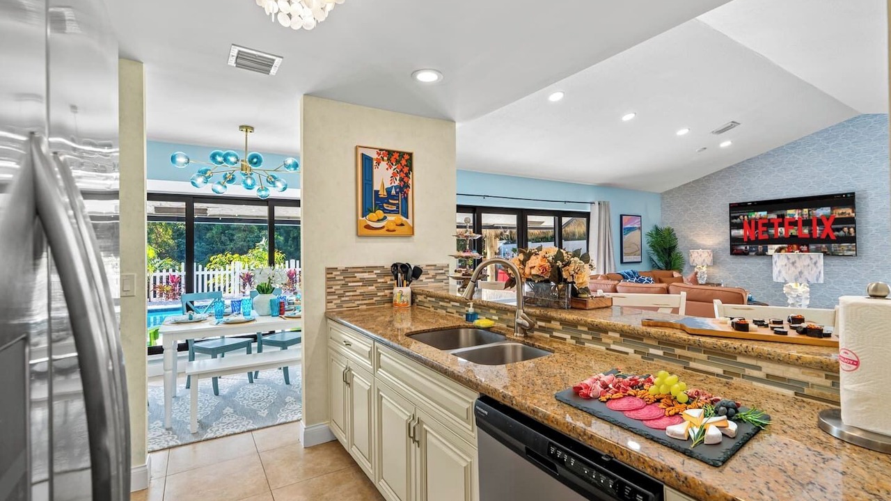 Photo of Kitchen in Tropic Palms