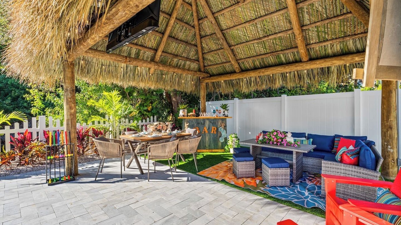Photo of Outdoor in Tropic Palms