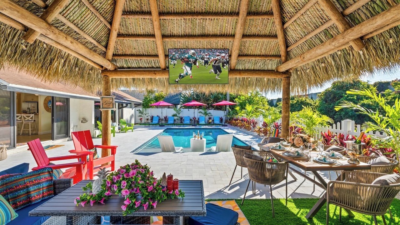 Photo of Outdoor in Tropic Palms