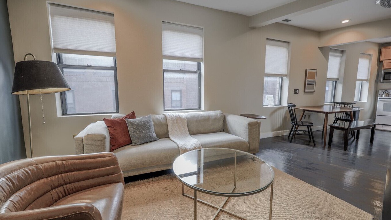Photo of Livingroom in North End
