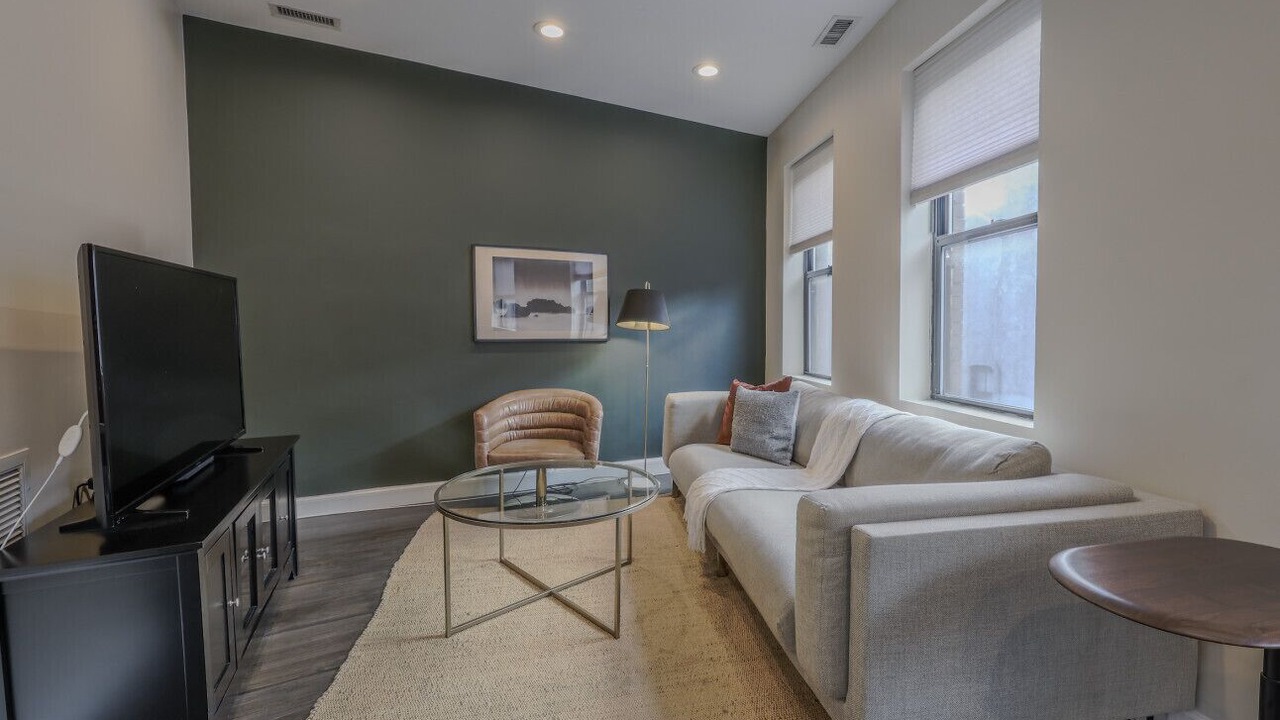 Photo of Livingroom in North End