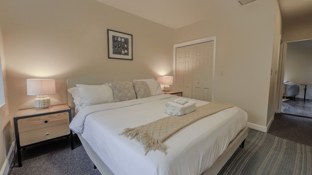 Photo of Bedroom in North End