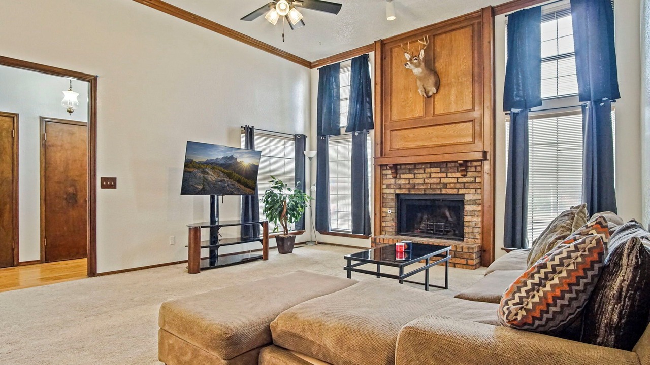 Photo of Livingroom in Midwest City