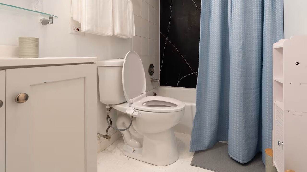 Photo of Bathroom in Skokie