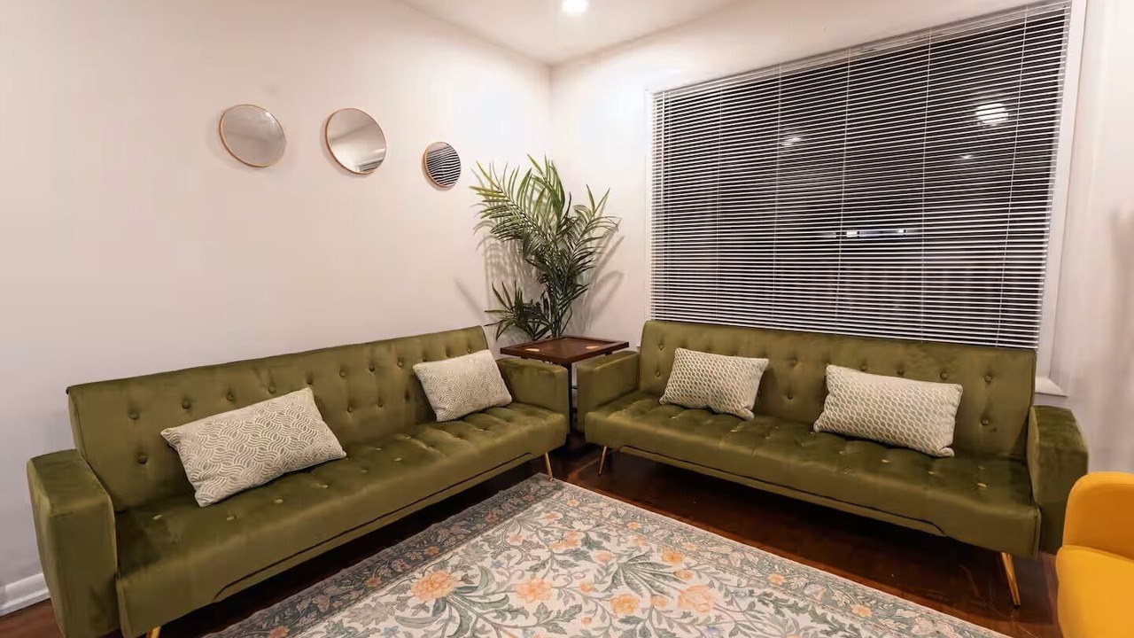 Photo of Livingroom in Skokie