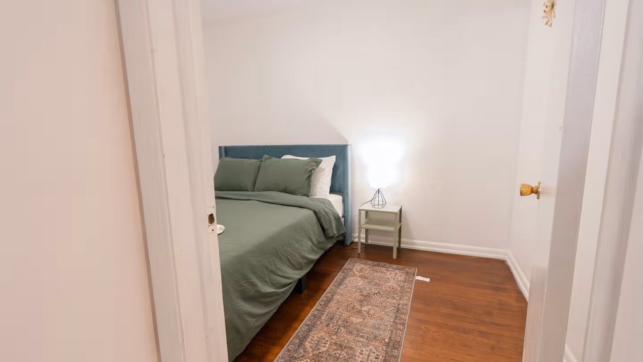 Photo of Bedroom in Skokie