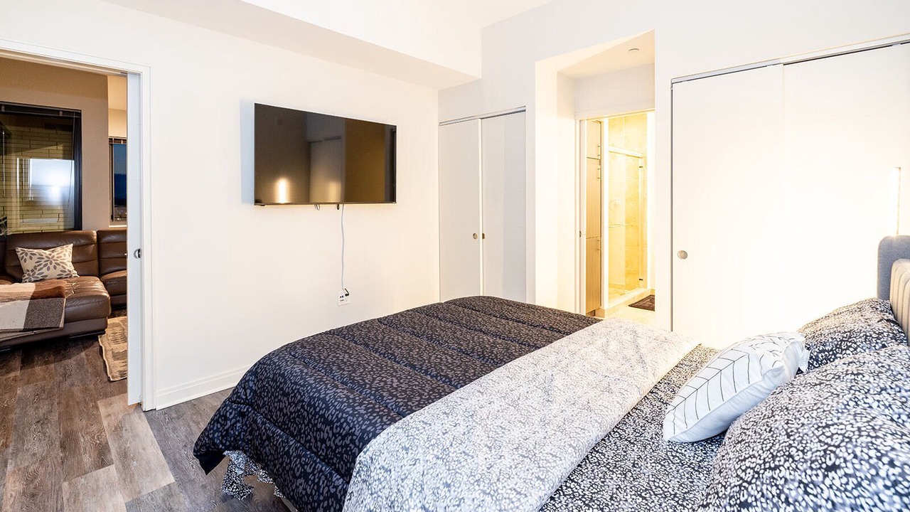 Photo of Bedroom in Downtown