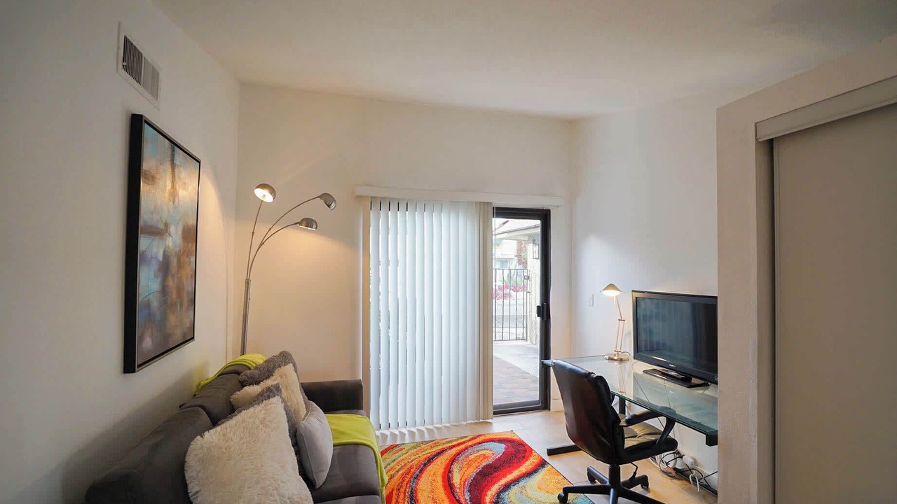 Photo of Livingroom in Cathedral City