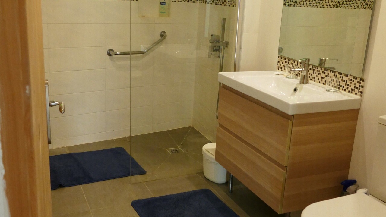 Photo of Bathroom in Espondeilhan