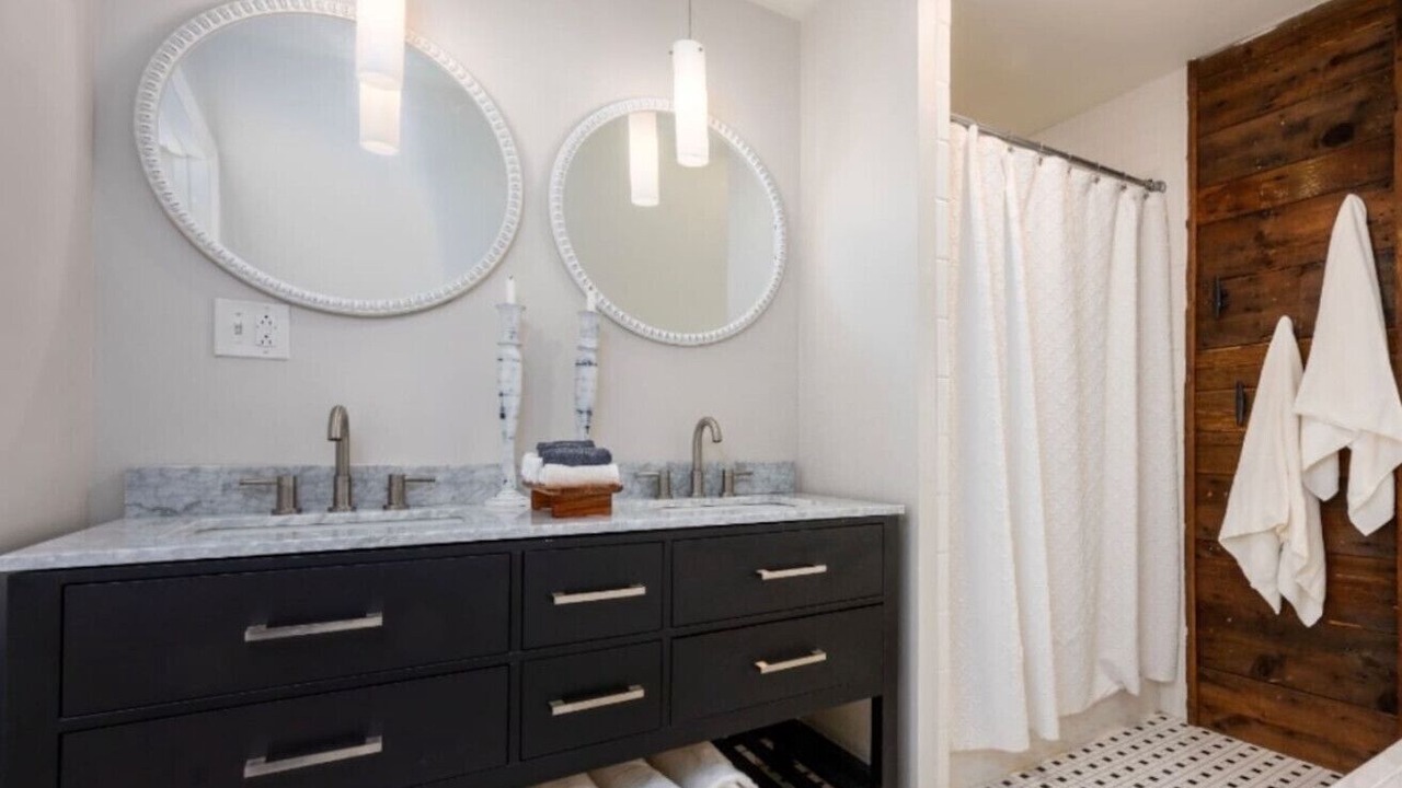 Photo of Bathroom in Ogunquit